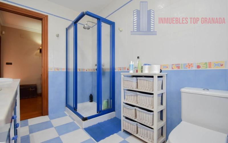 For sale of chalet in Maracena