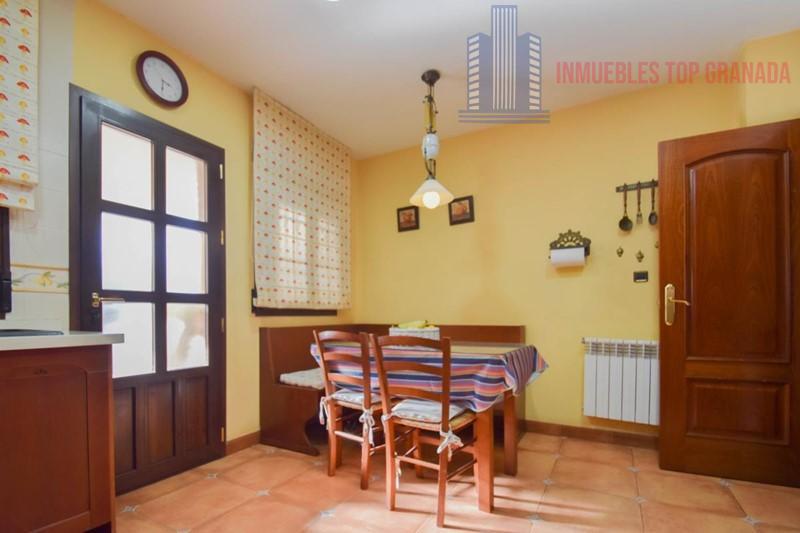 For sale of chalet in Maracena