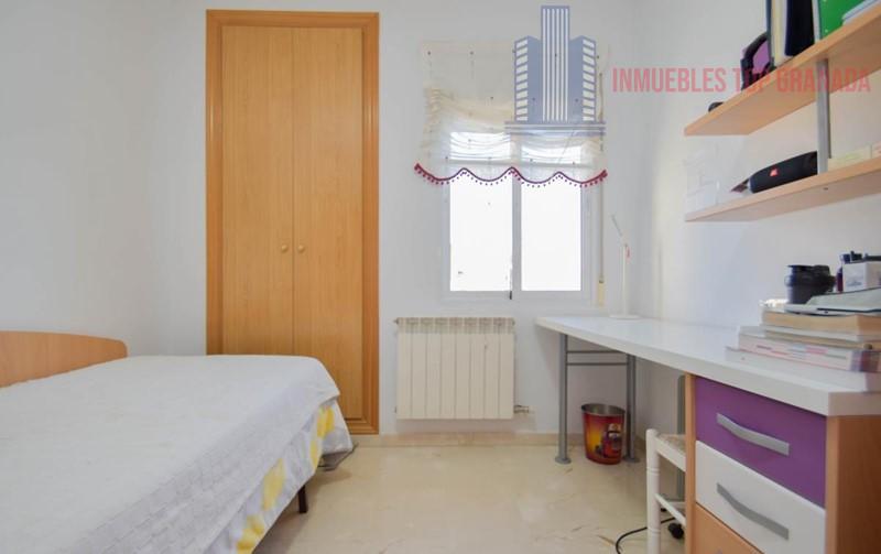 For sale of chalet in Albolote