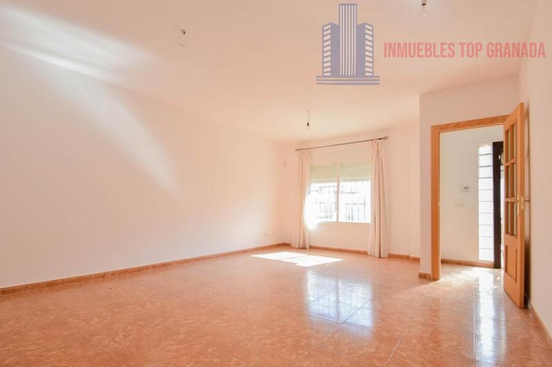 Venta de casa en Illora