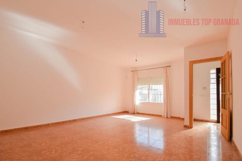 Venta de casa en Illora
