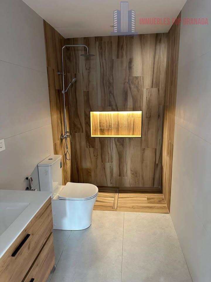 For sale of house in Granada