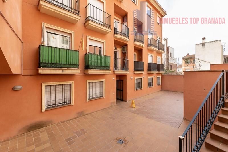 For sale of flat in Albolote