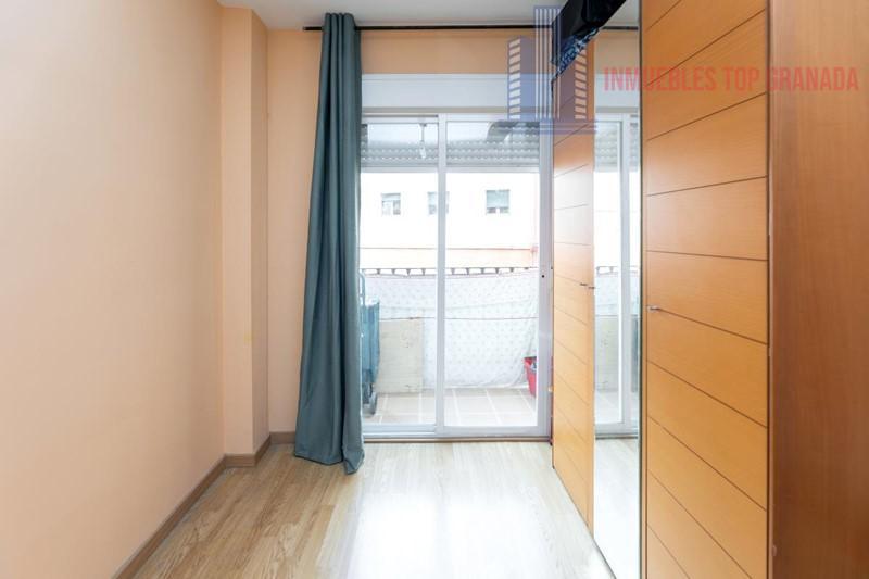 For sale of flat in Albolote