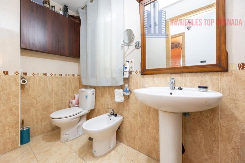 For sale of flat in Albolote