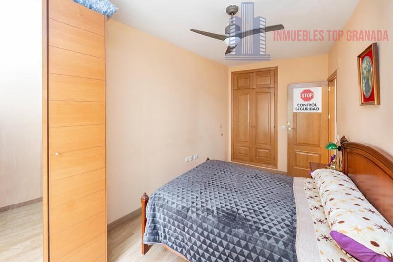 For sale of flat in Albolote