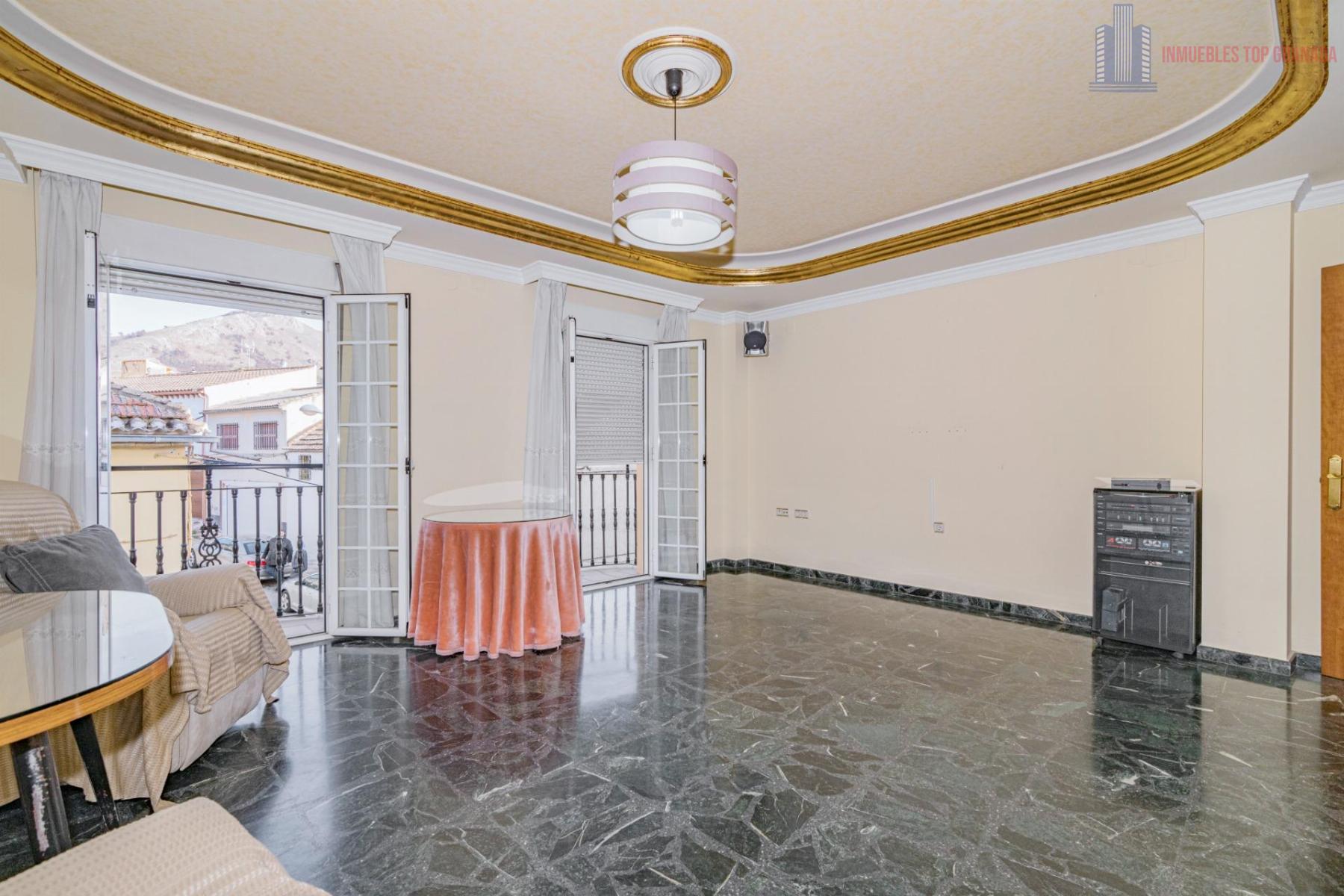 For sale of house in Pinos Puente