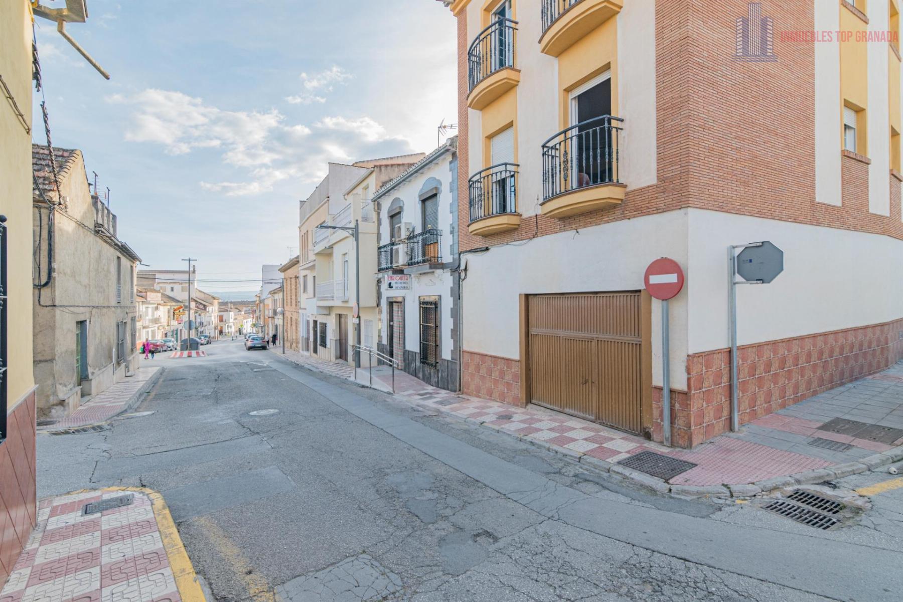 For sale of house in Pinos Puente