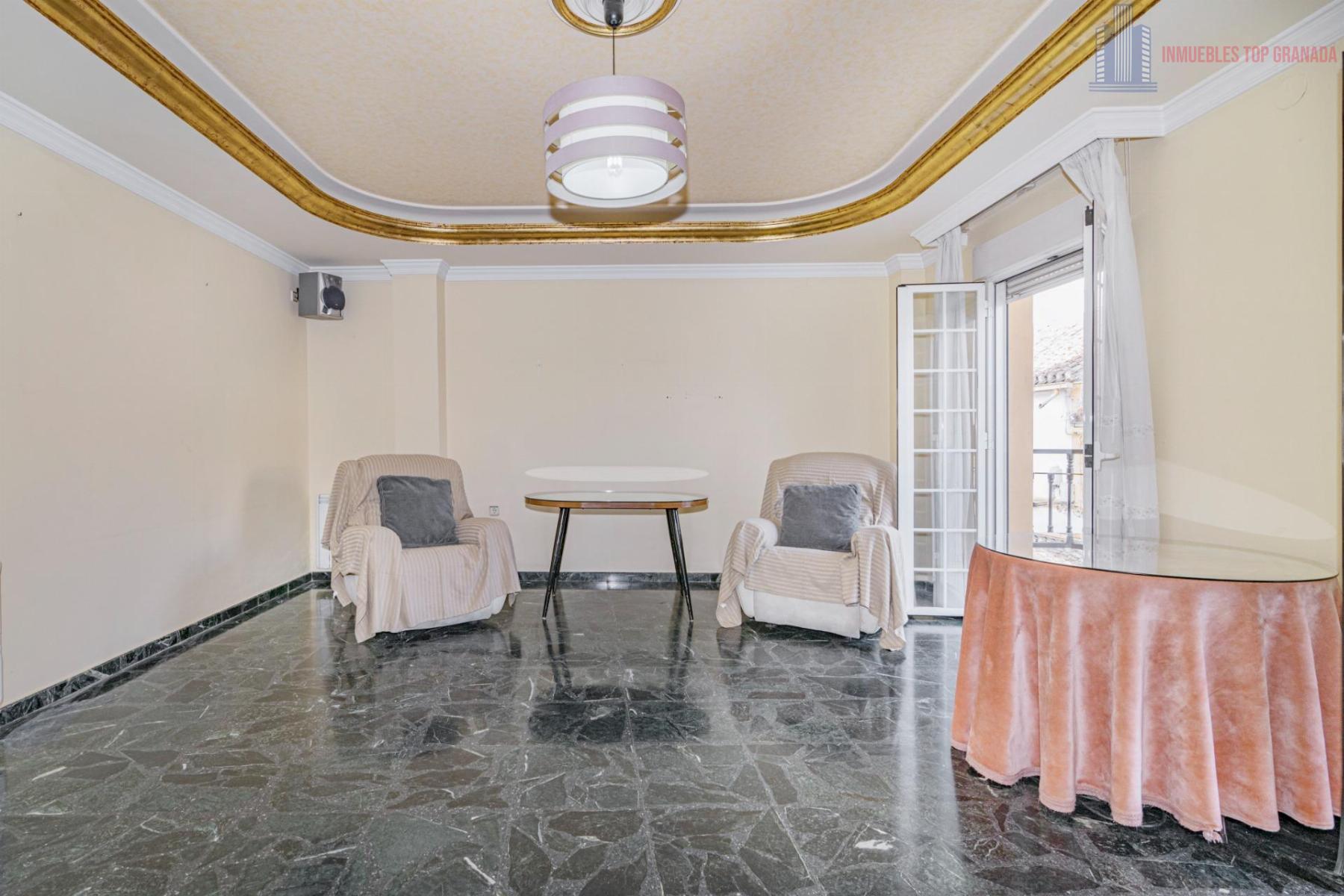 For sale of house in Pinos Puente