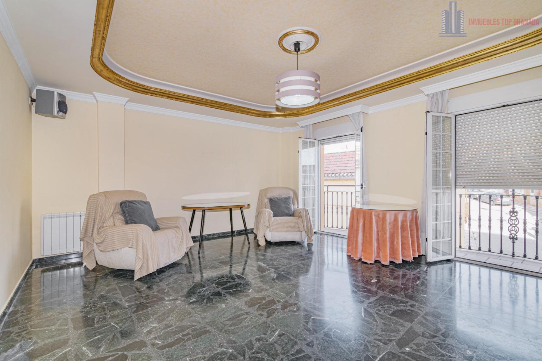 For sale of house in Pinos Puente