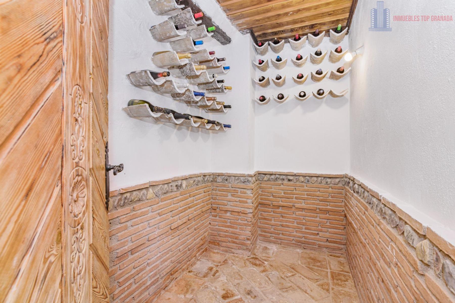 For sale of house in Alhendín