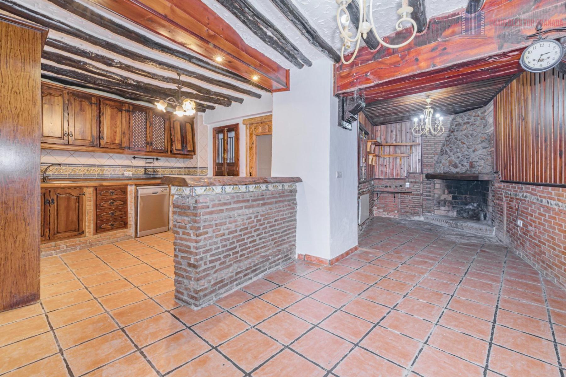 For sale of house in Alhendín