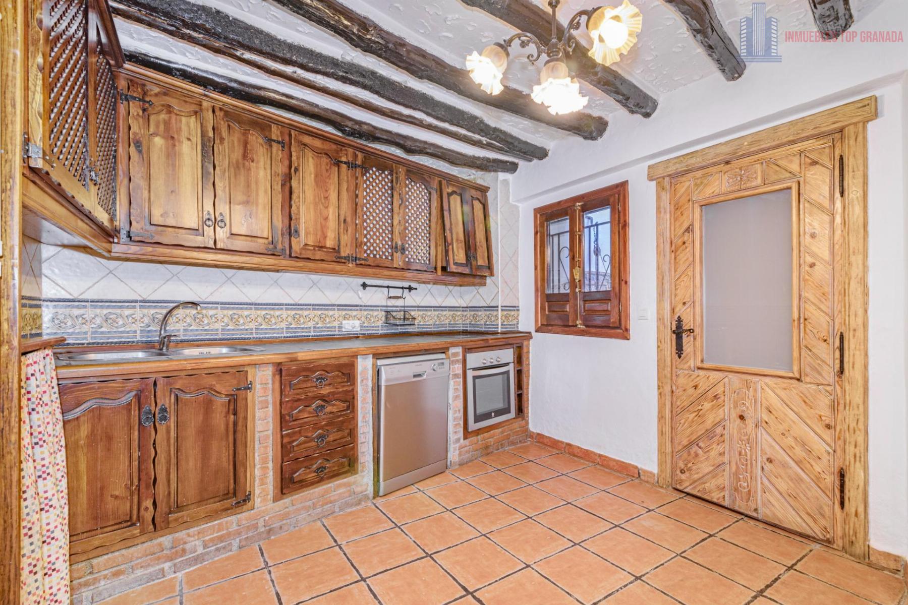 For sale of house in Alhendín