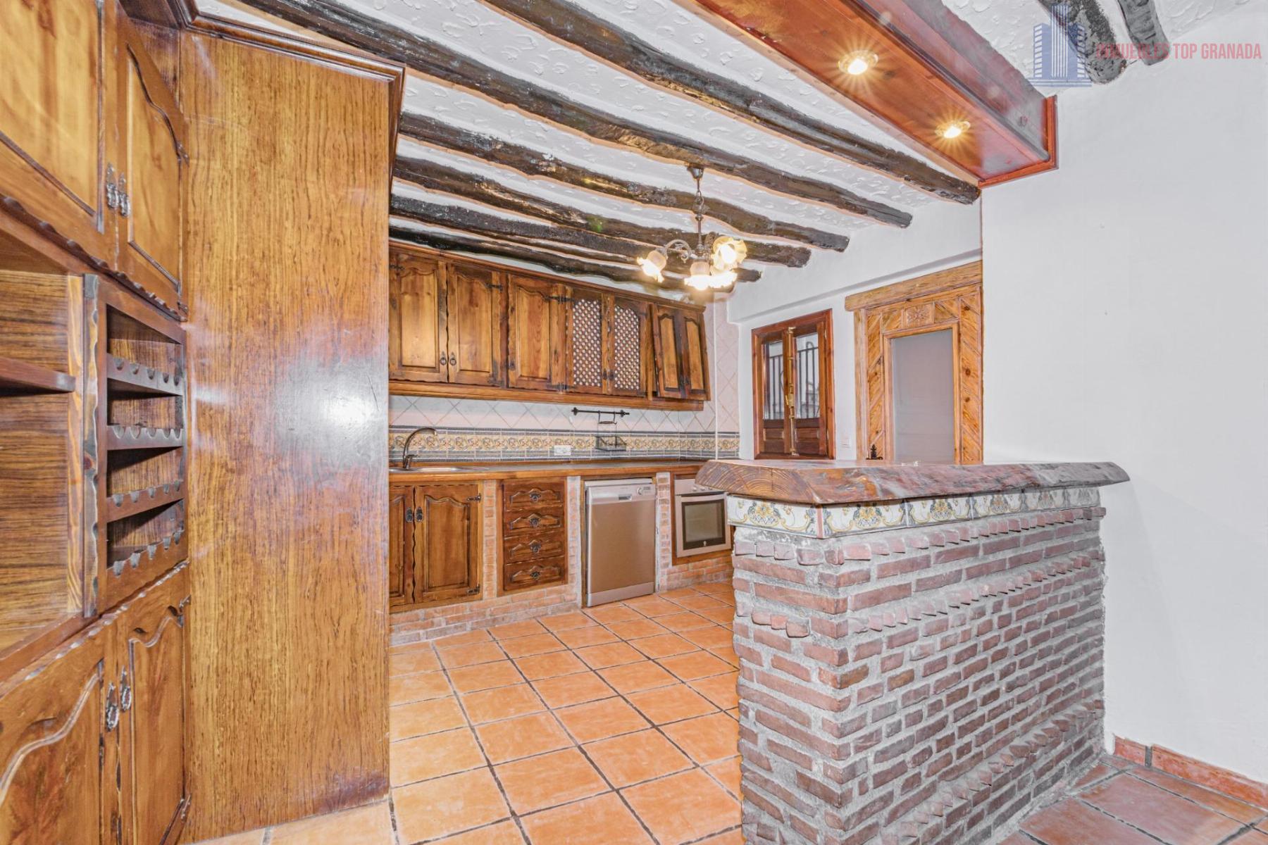 For sale of house in Alhendín