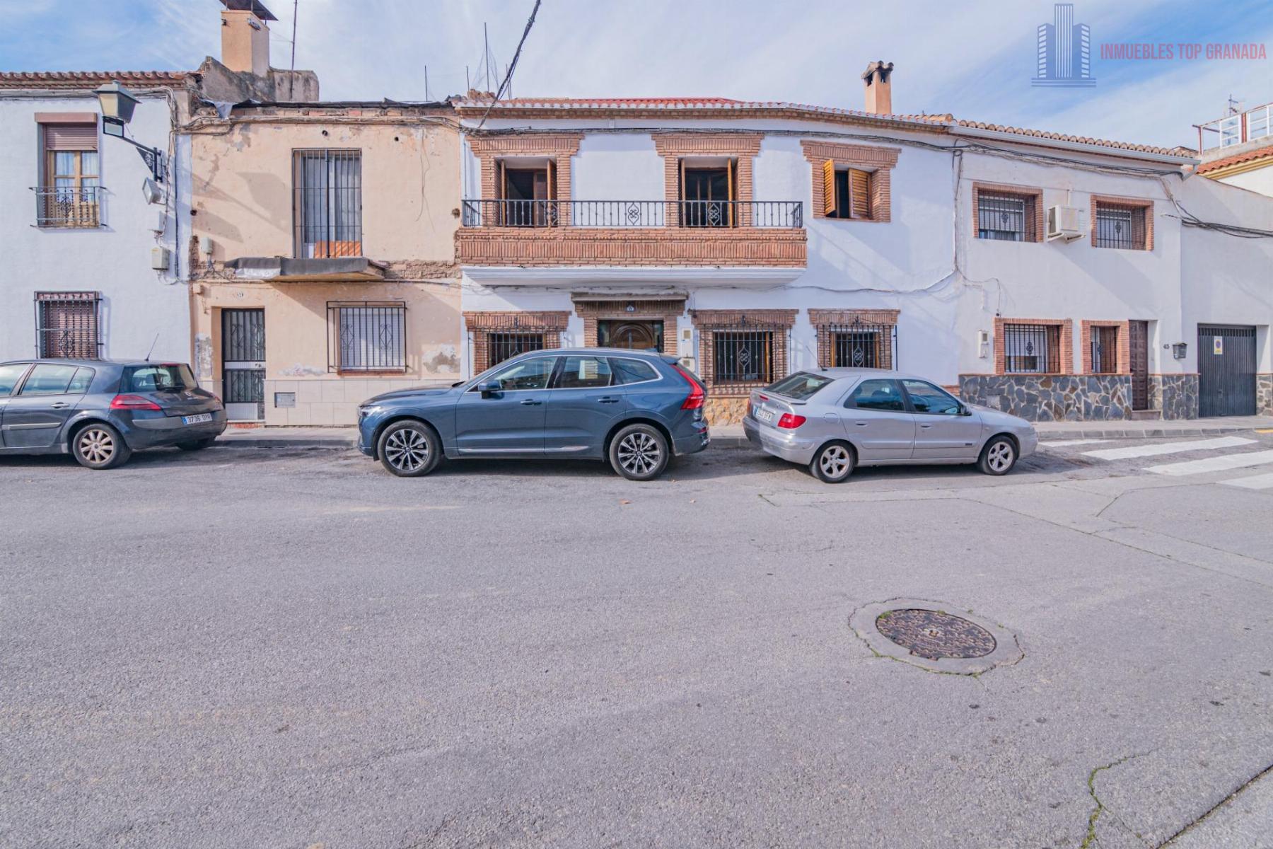 For sale of house in Alhendín