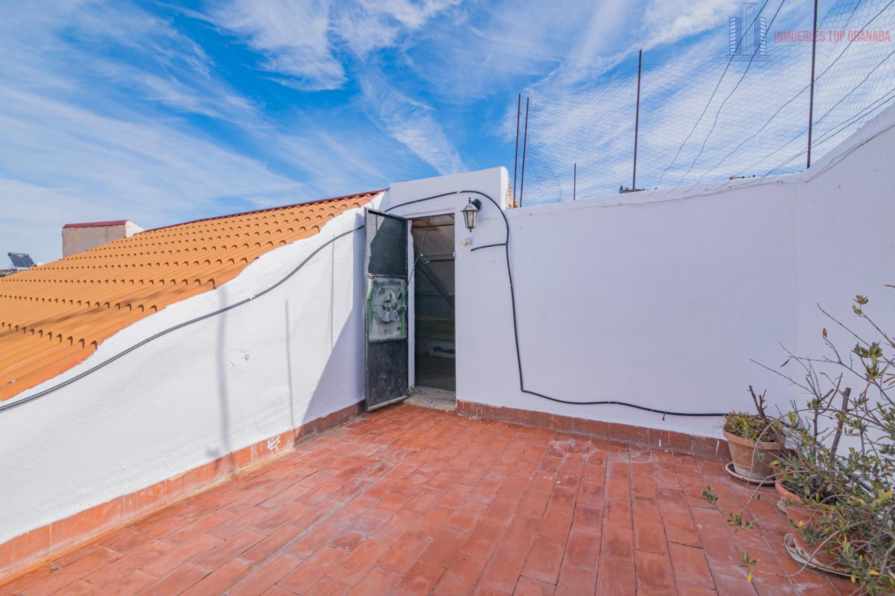 For sale of house in Alhendín