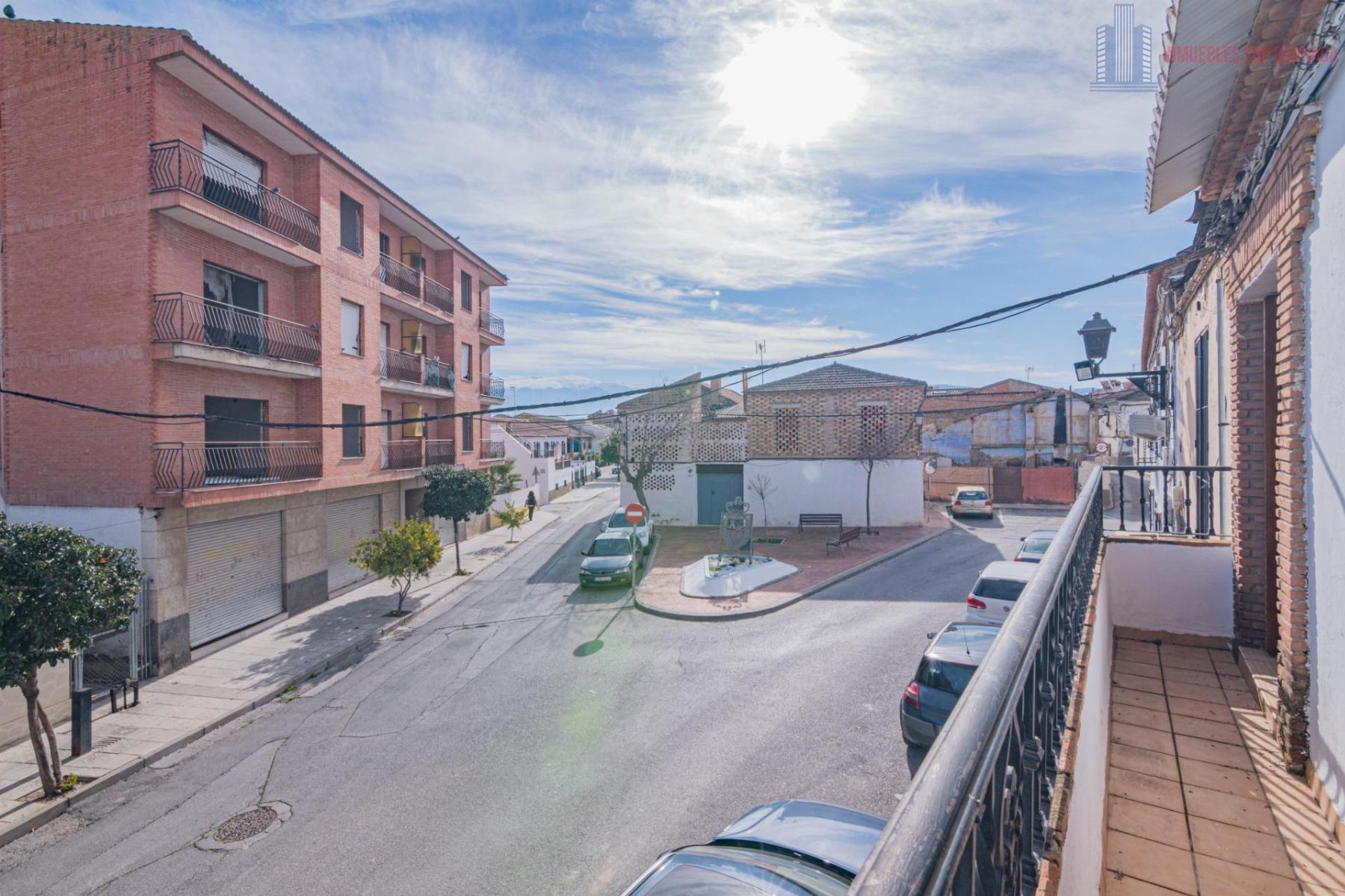 For sale of house in Alhendín
