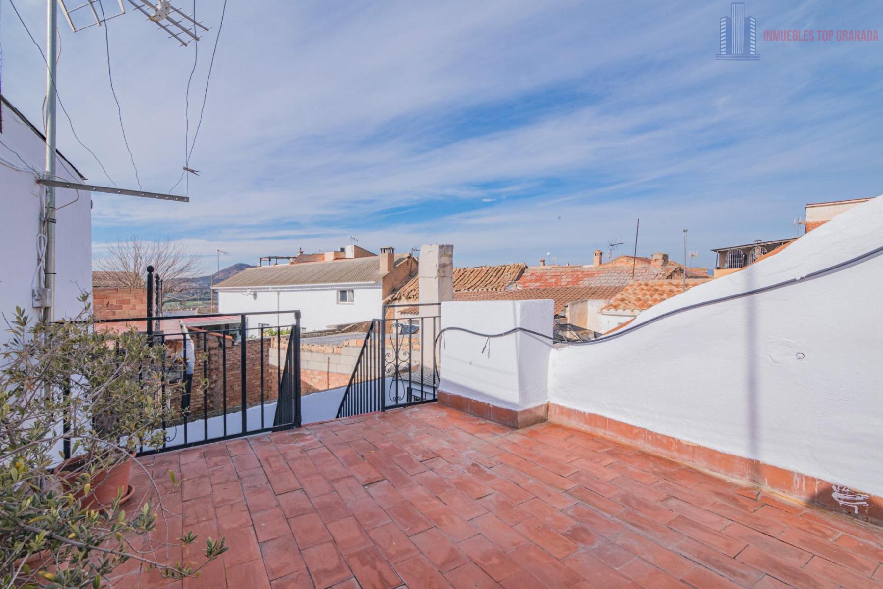 For sale of house in Alhendín