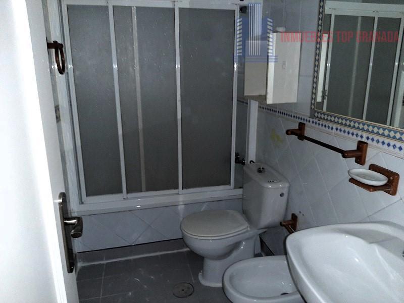 For sale of flat in Cenes de la Vega