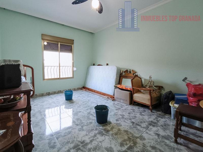 For sale of house in Santa Fe