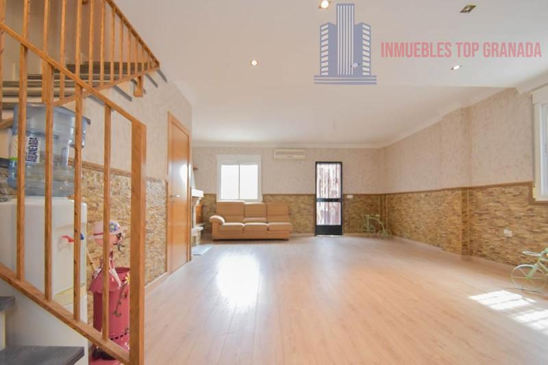 For sale of house in Alfacar