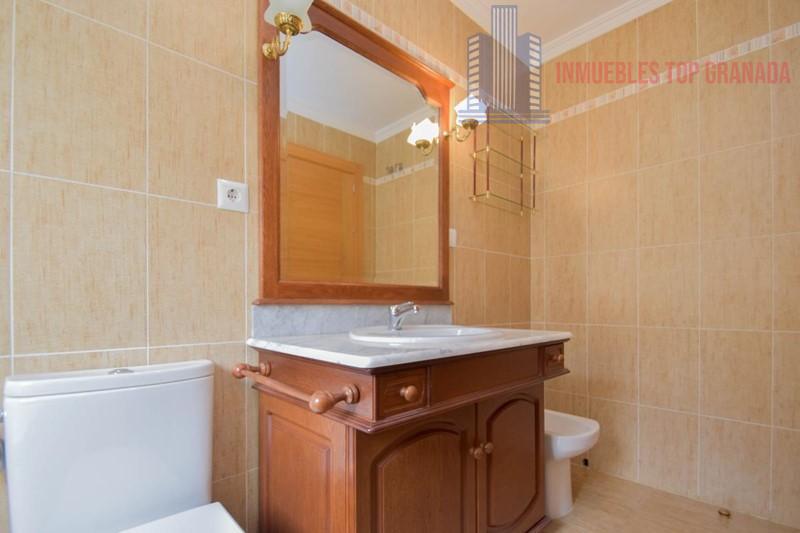 For sale of house in Alfacar