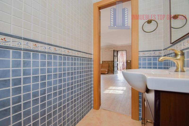 For sale of house in Alfacar