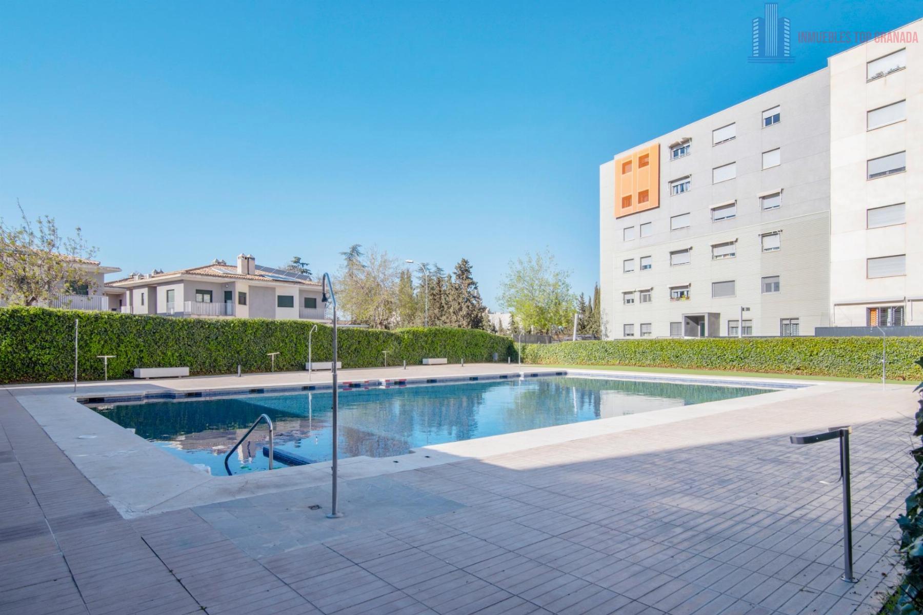 For sale of flat in Alhendín