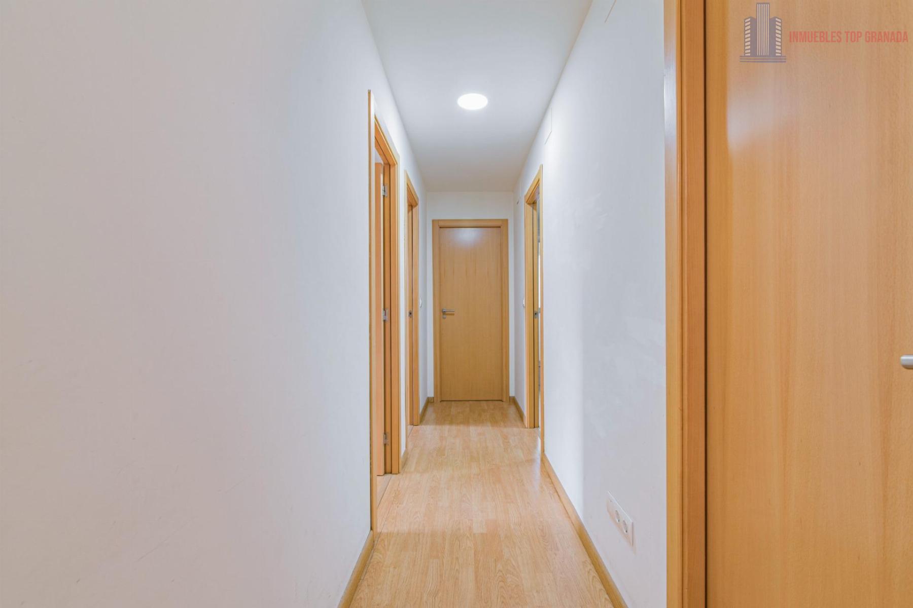 For sale of flat in Alhendín