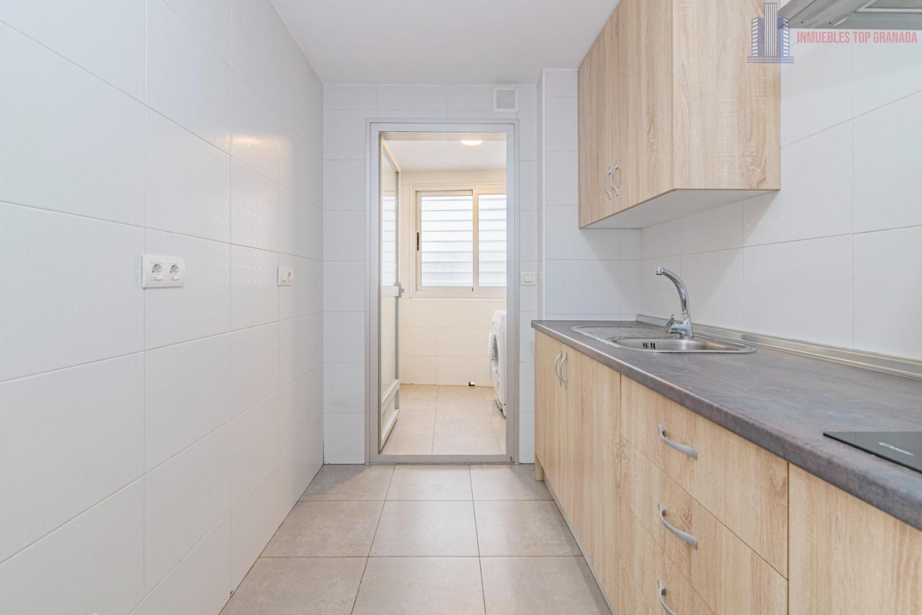 For sale of flat in Alhendín