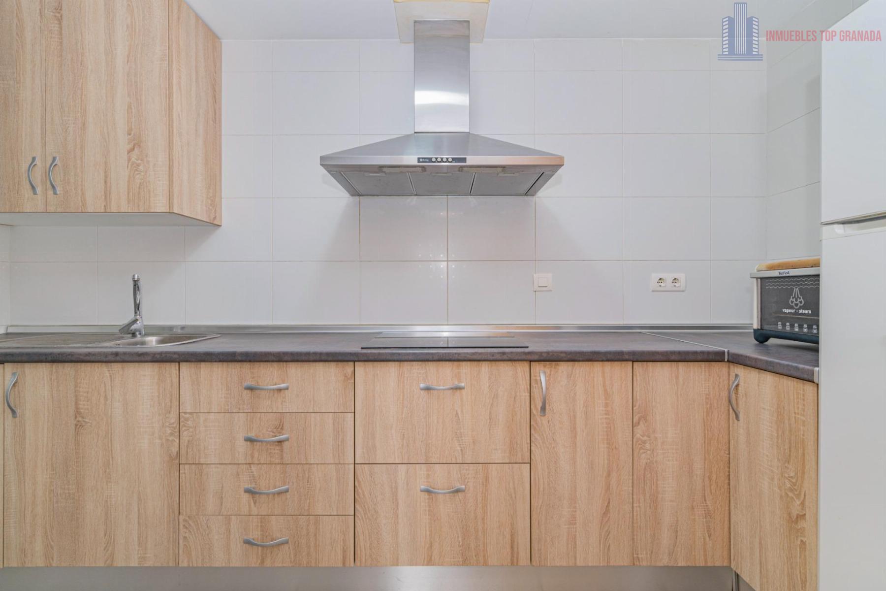 For sale of flat in Alhendín