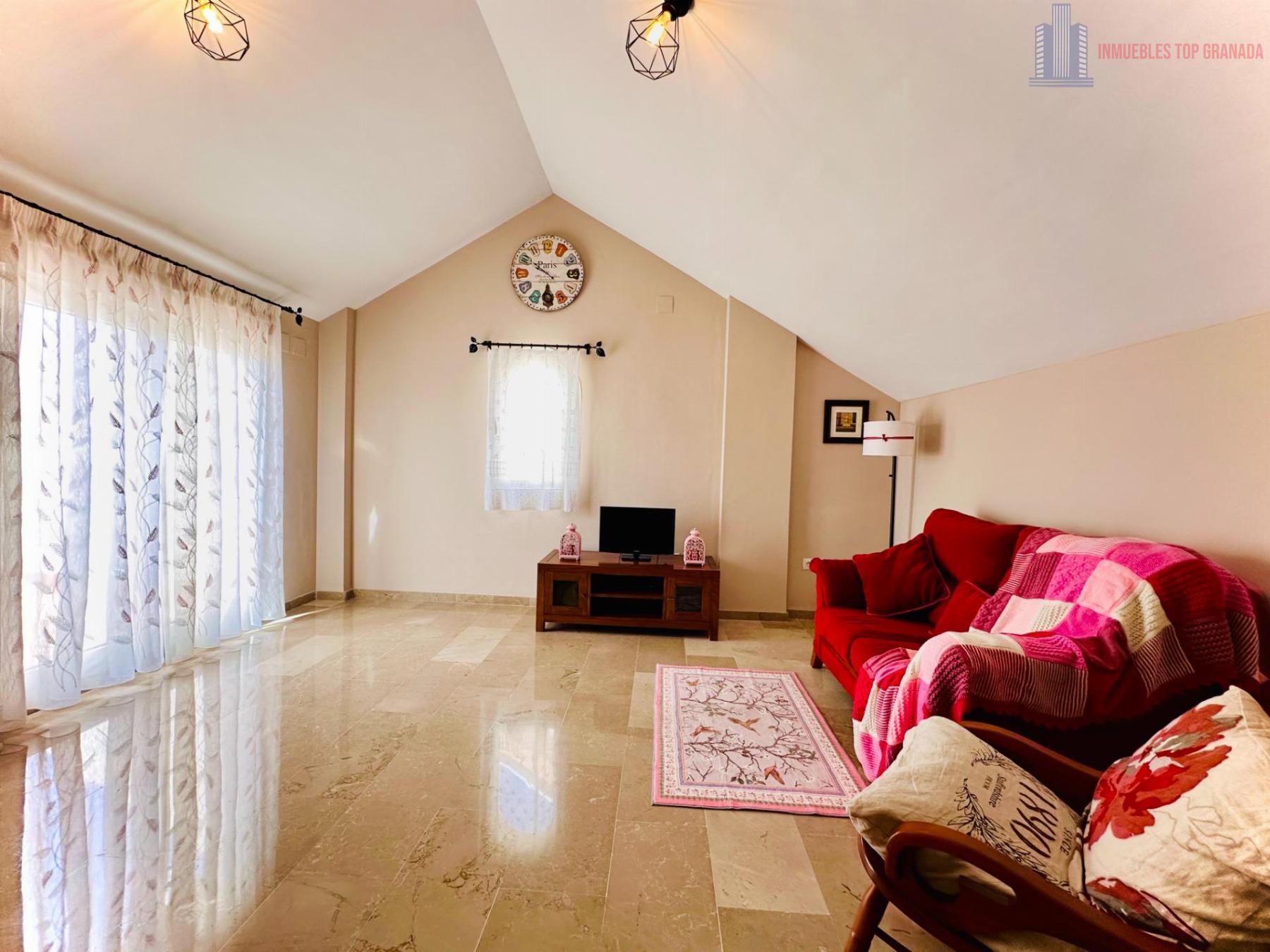 For sale of house in Ogíjares