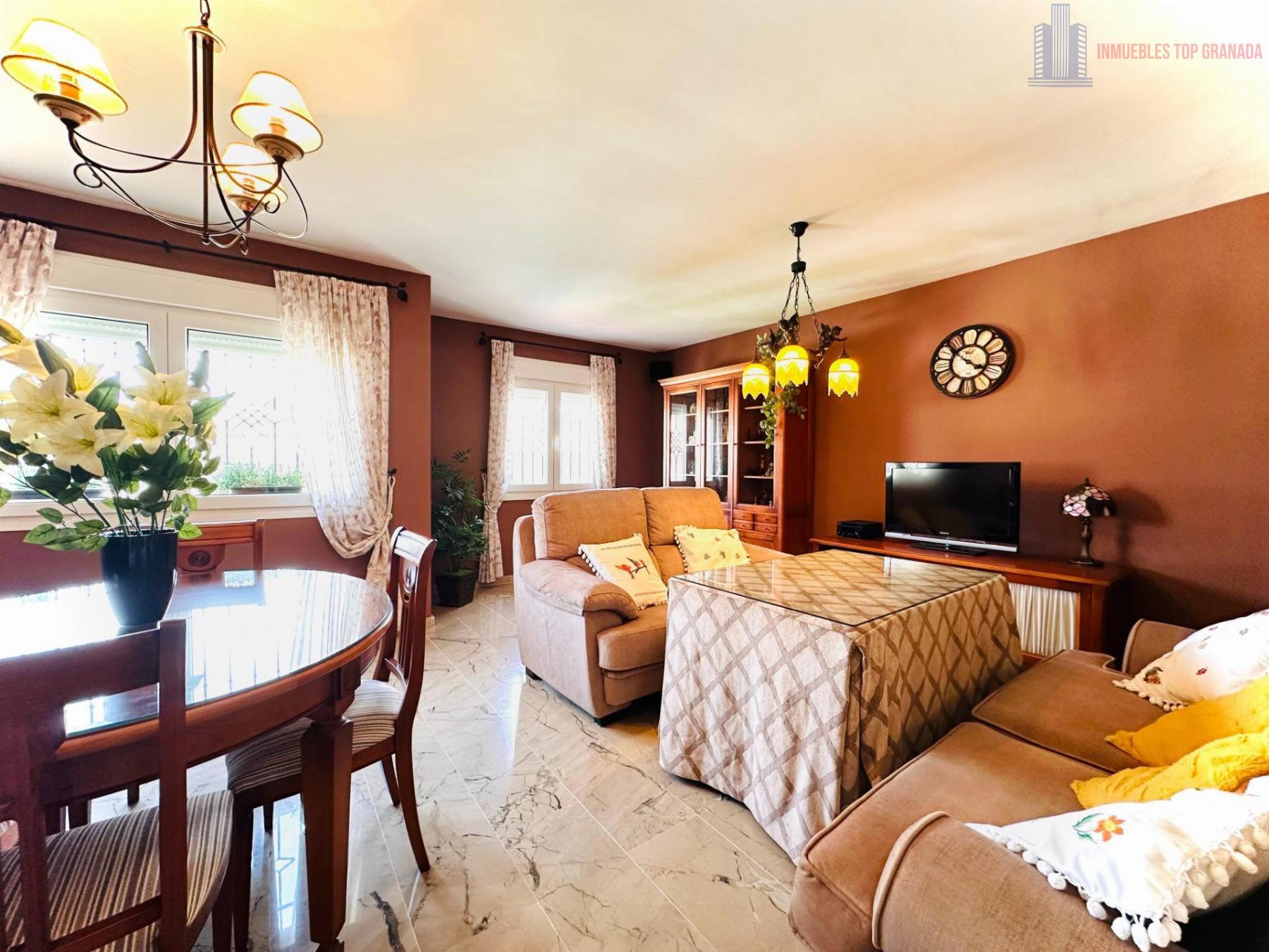 For sale of house in Ogíjares