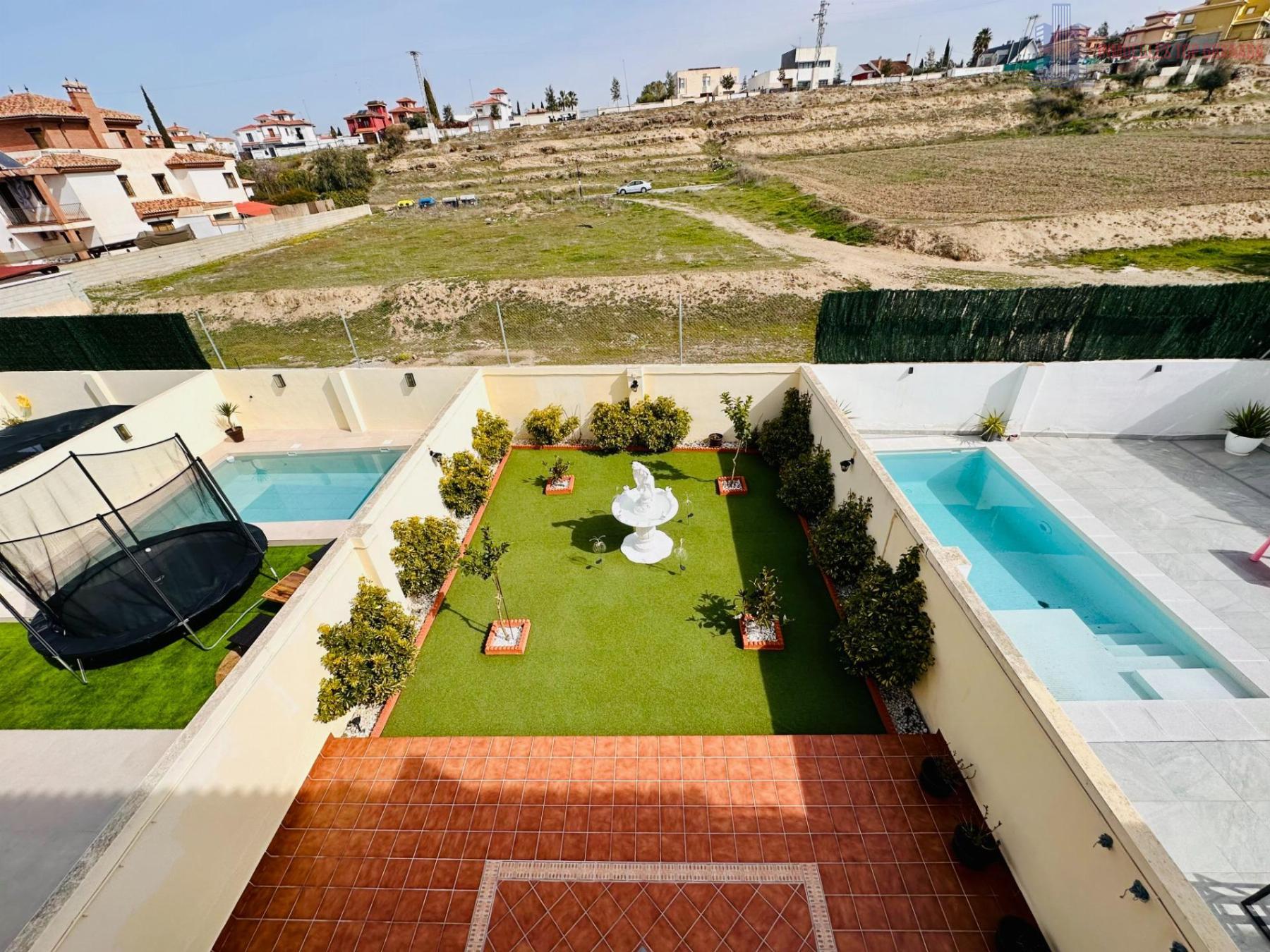 For sale of house in Ogíjares