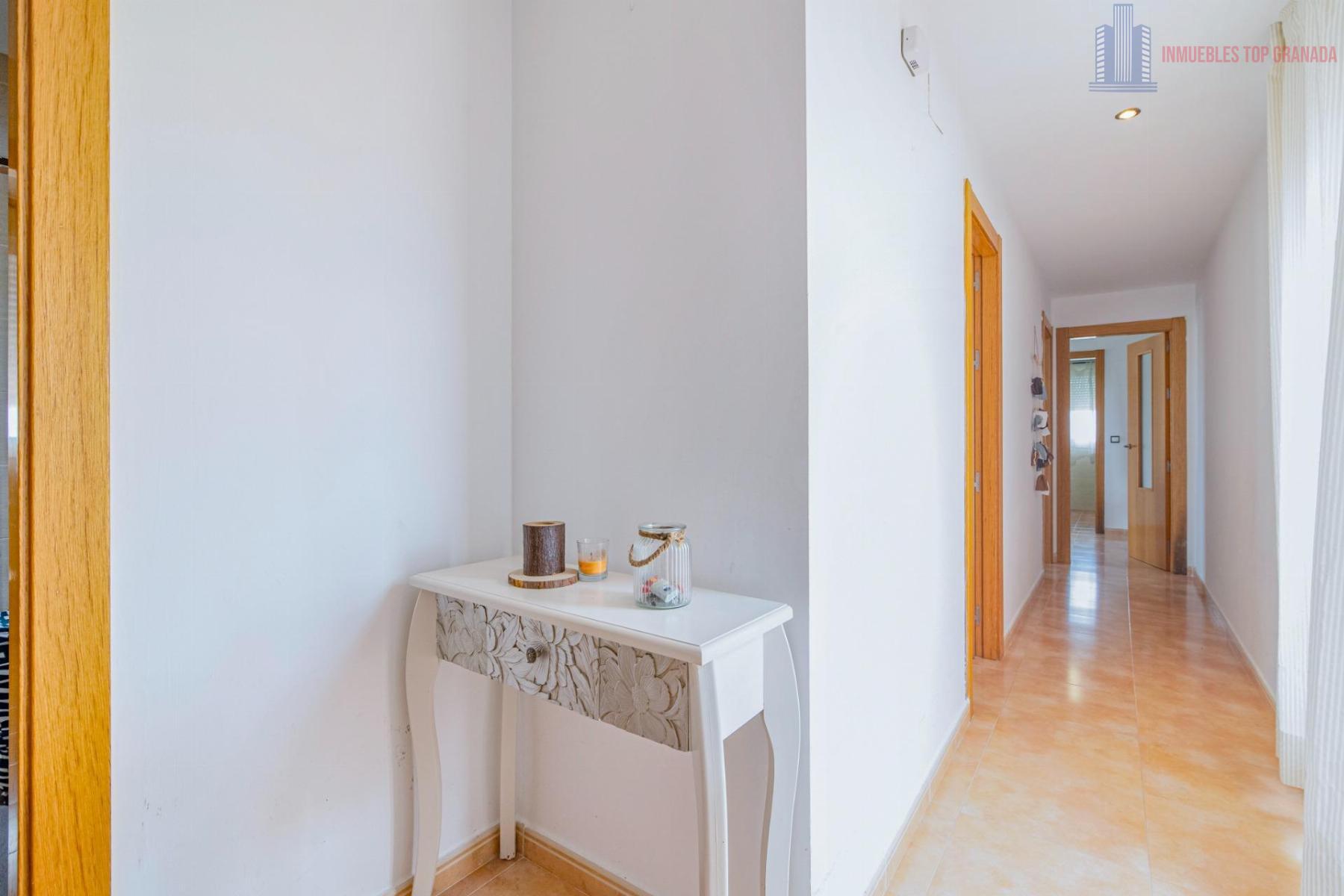 For sale of penthouse in Láchar