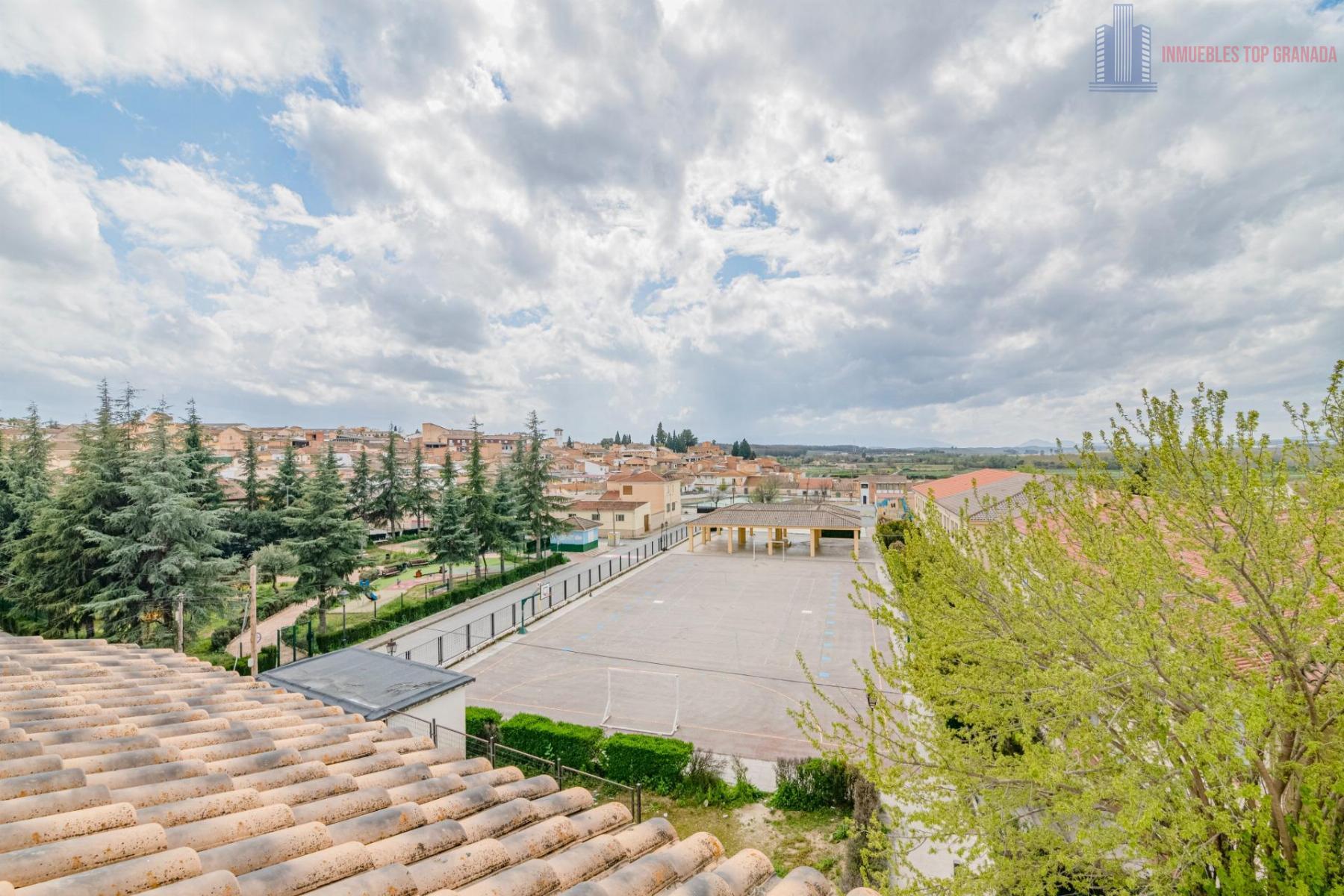 For sale of penthouse in Láchar