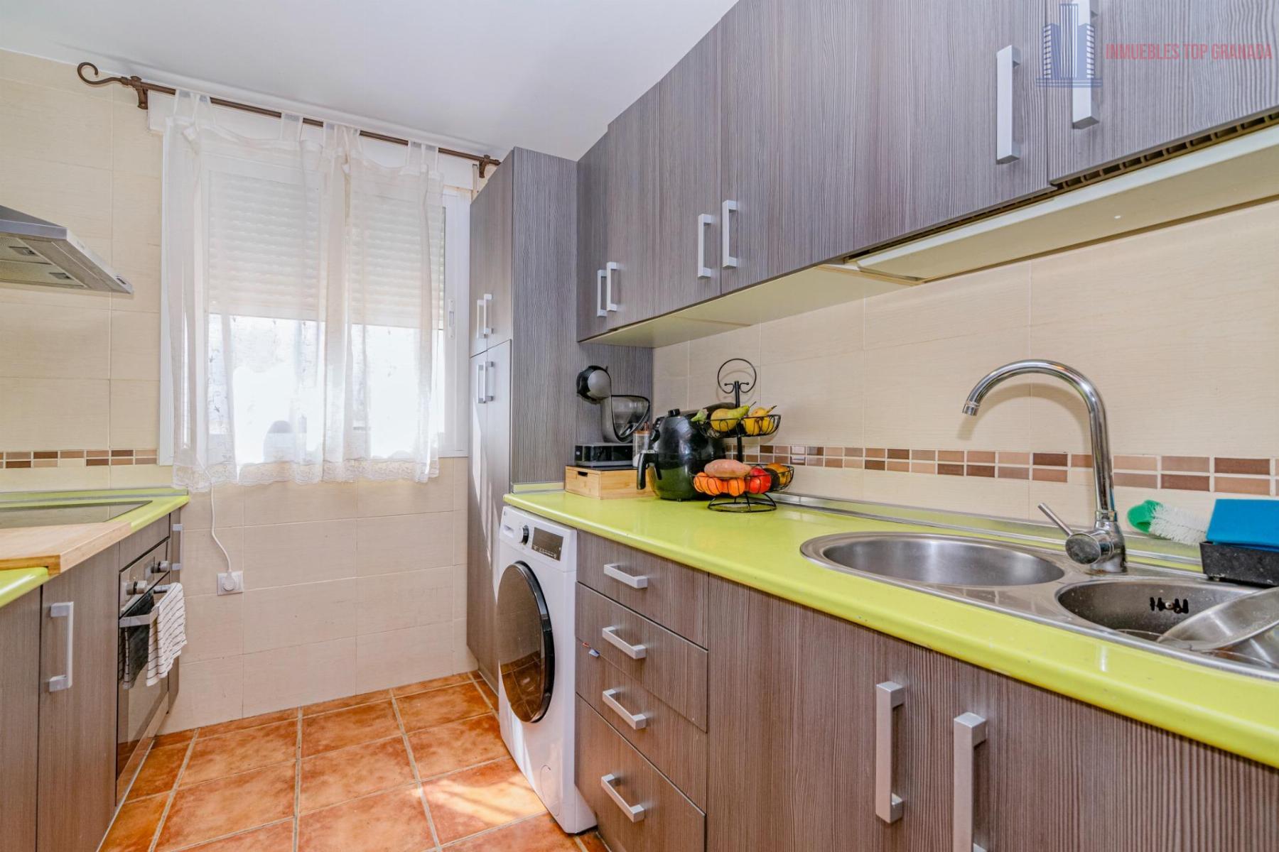 For sale of penthouse in Láchar