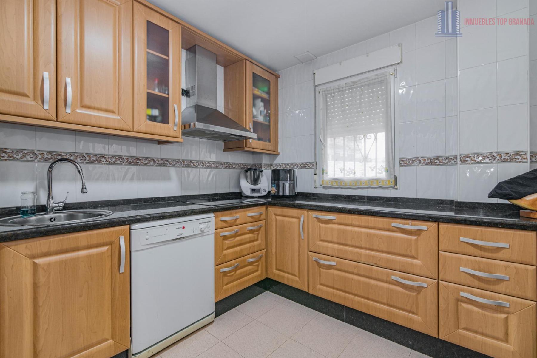 Venta de casa en Las Gabias