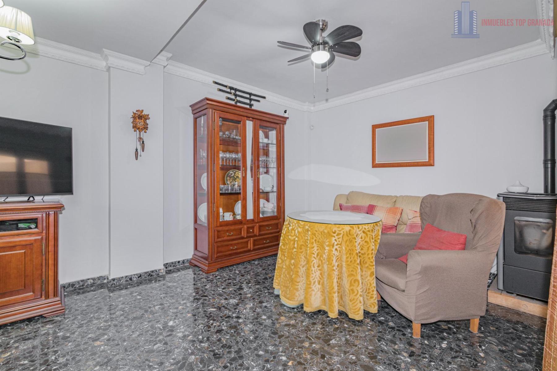 Venta de casa en Las Gabias