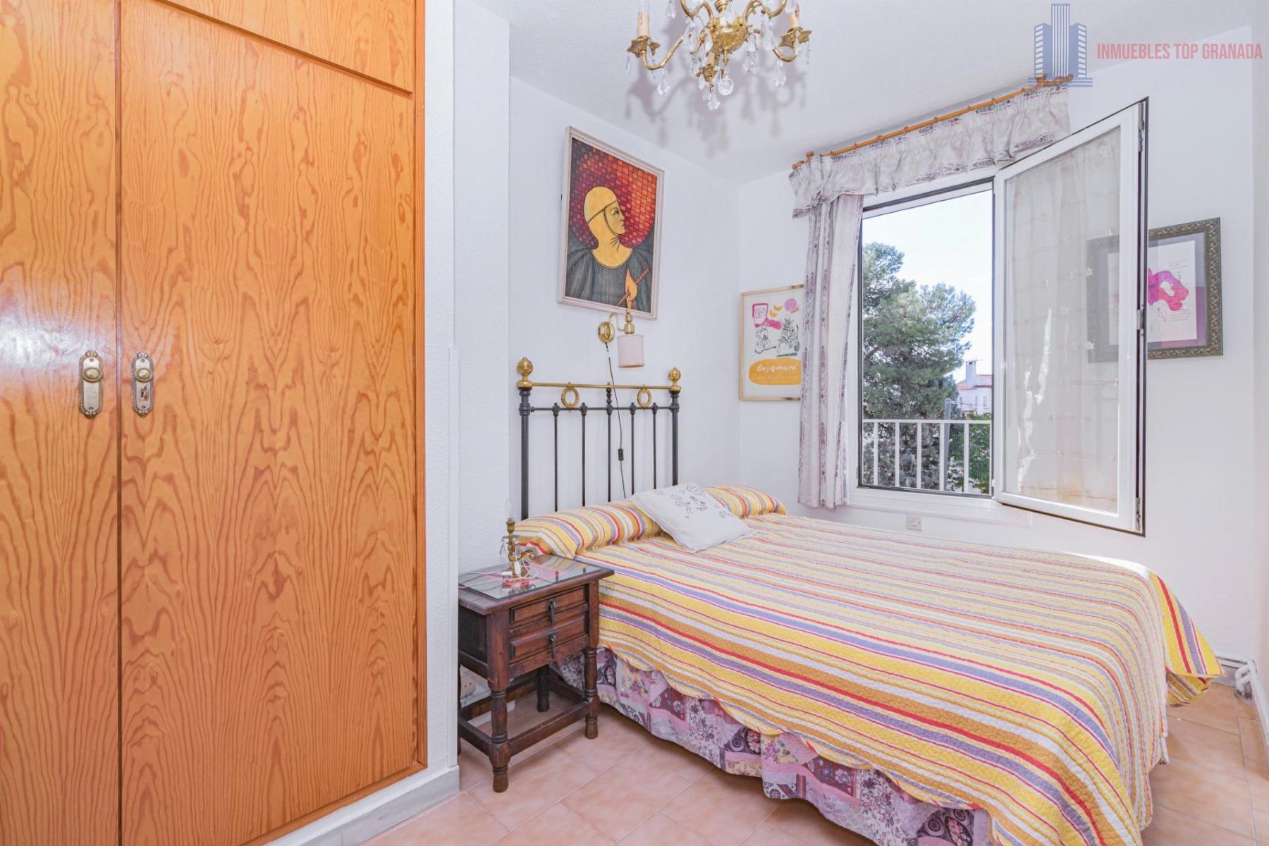 For sale of house in Peligros