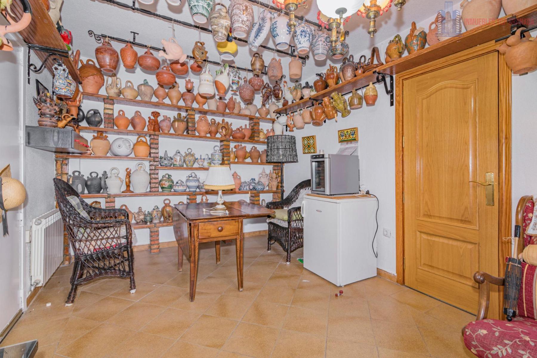 For sale of house in Peligros