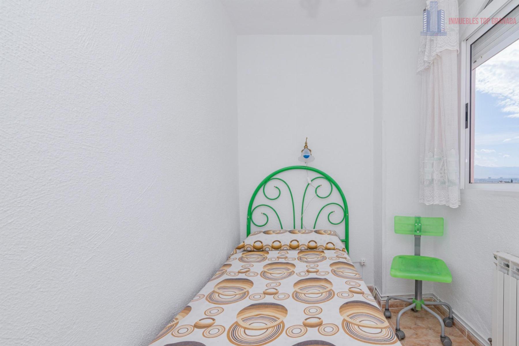 For sale of house in Peligros