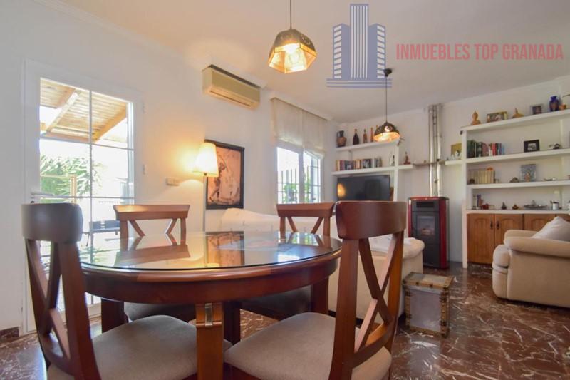 Venta de casa en Ogíjares