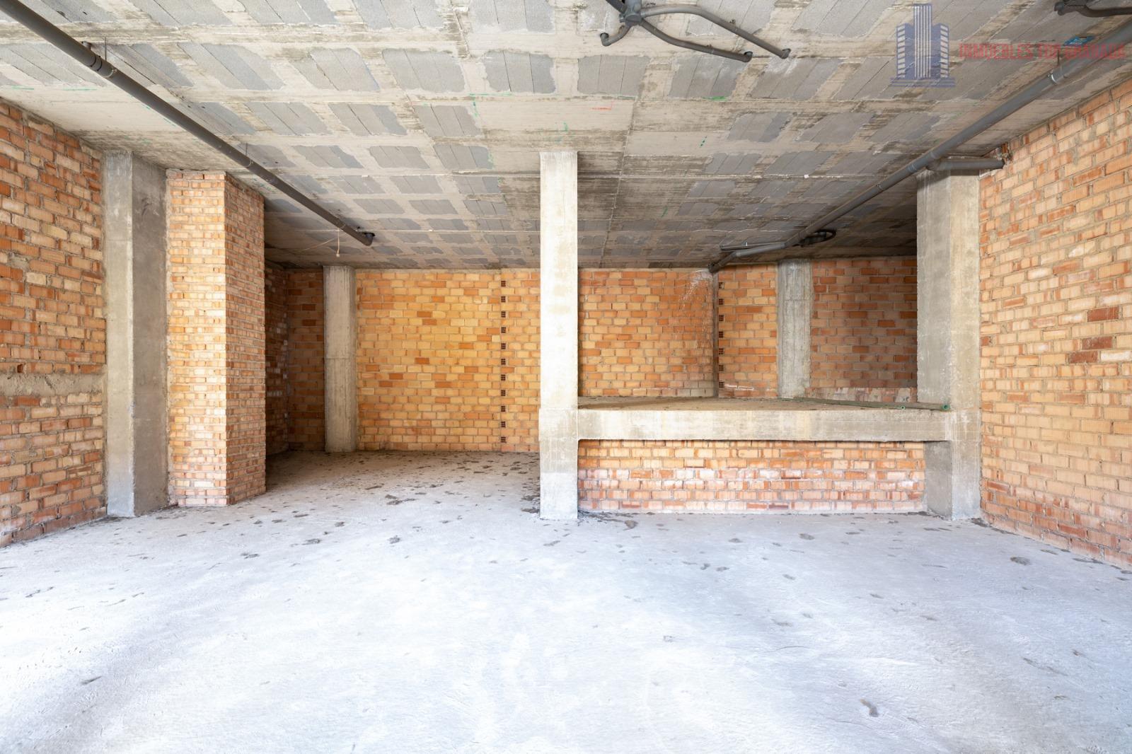 For sale of commercial in Ogíjares