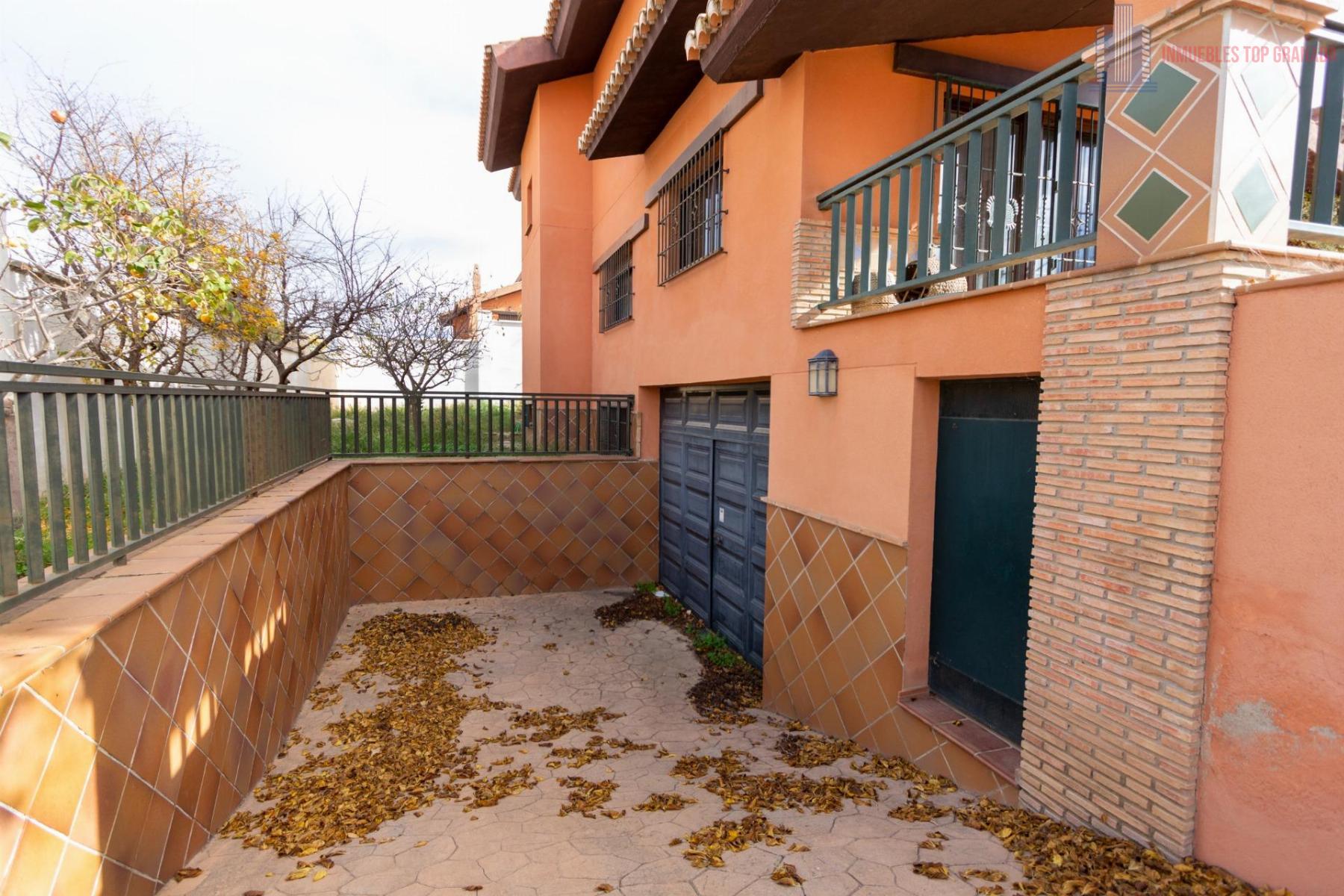 For sale of chalet in Dílar