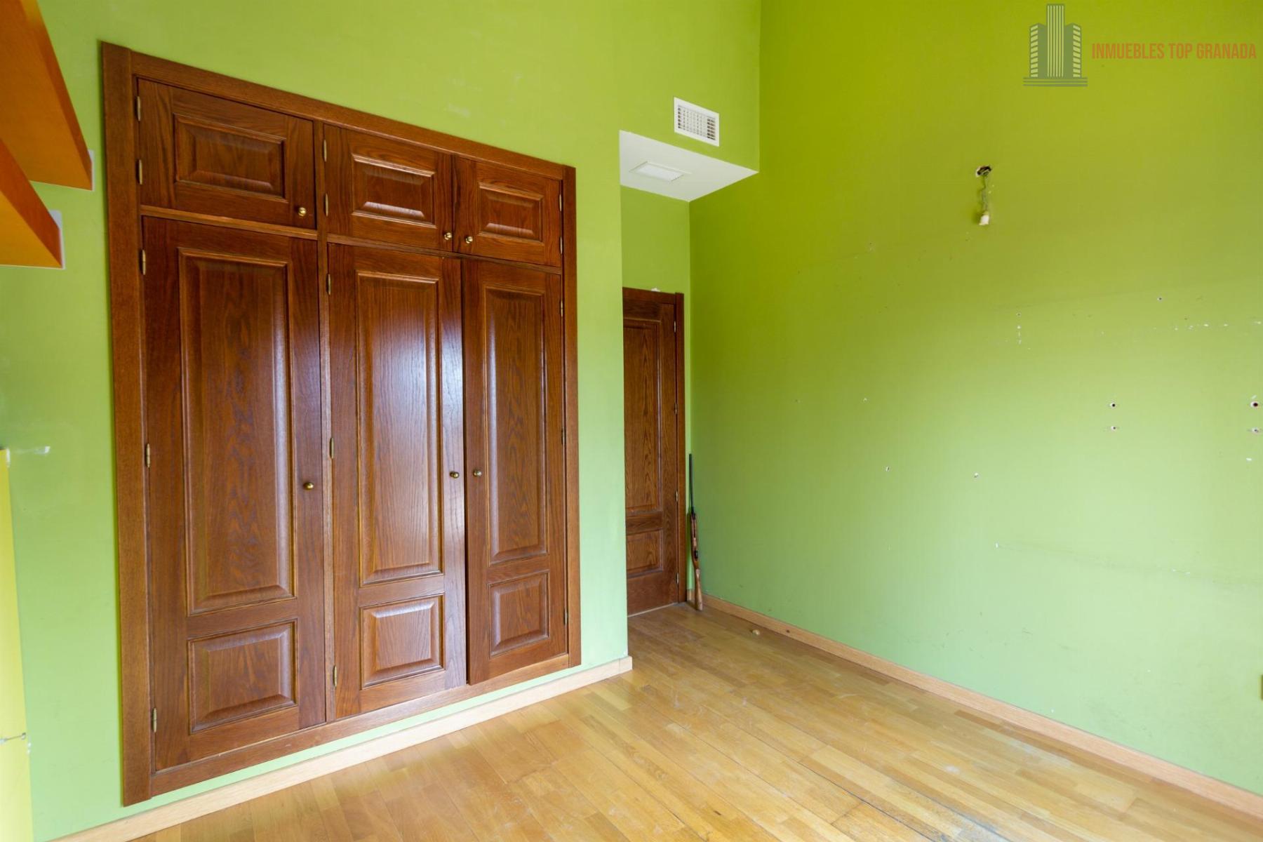 For sale of chalet in Dílar