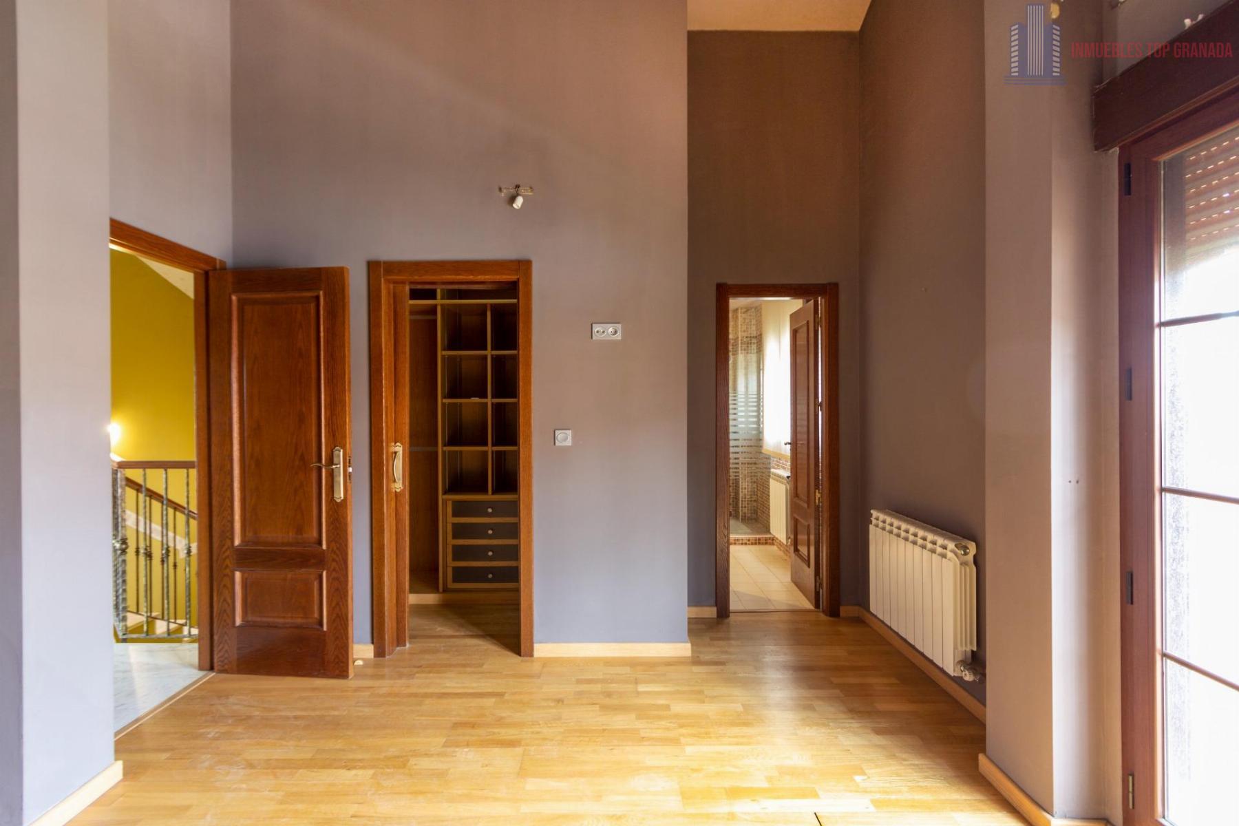 For sale of chalet in Dílar