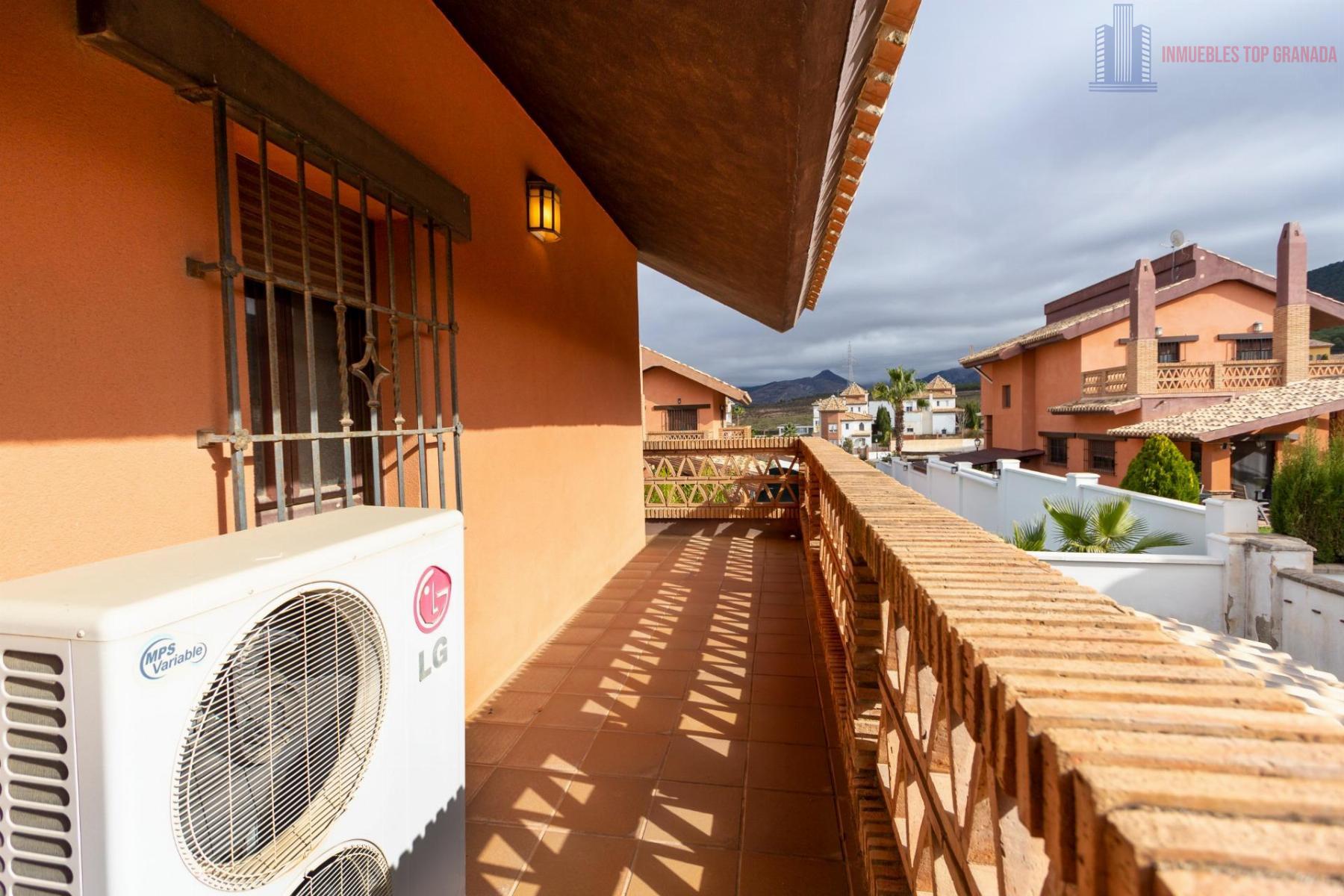 For sale of chalet in Dílar