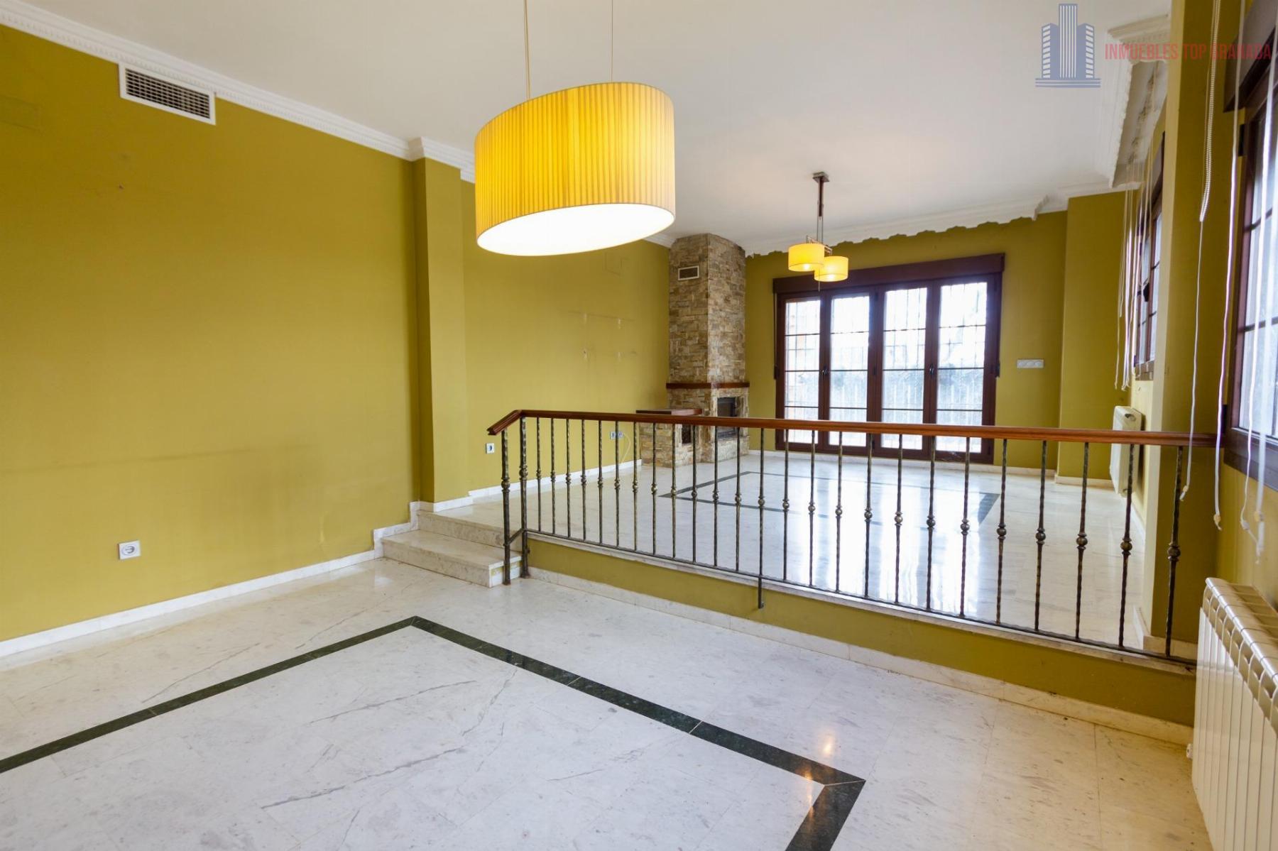 For sale of chalet in Dílar