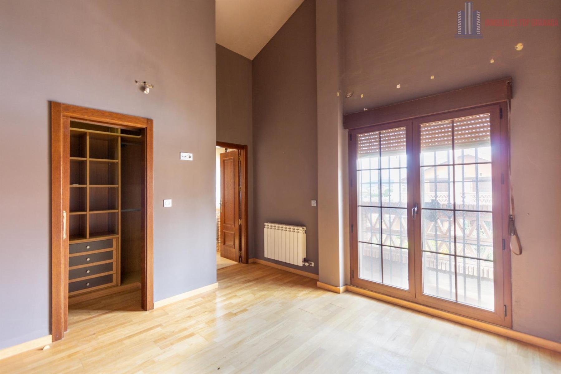 For sale of chalet in Dílar